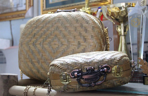 Farmer finds success exporting rattan and bamboo products