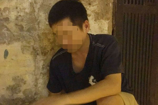 Sàm sỡ 2 cô gái, thanh niên bị đánh tơi tả ở Hà Nội