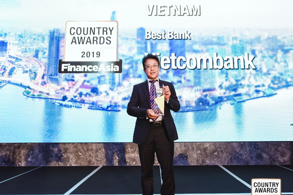 Vietcombank nhận giải Ngân hàng tốt nhất Việt Nam 2019 của Finance Asia