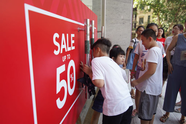 Vincom Red Sale 2019: thương hiệu giảm giá vượt ngưỡng 50%
