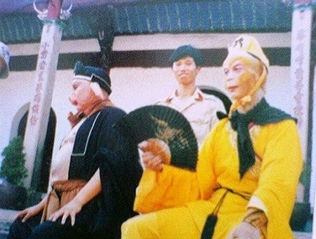 Ảnh hiếm hậu trường Tây Du Ký 1986: Thầy trò Đường Tăng đi thỉnh kinh bằng cano