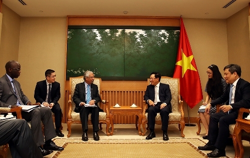 Deputy PM Pham Binh Minh meets sponsors to discuss disbursement of ODA projects