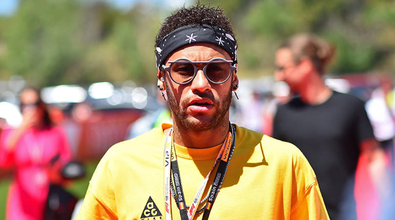 Neymar bị phạt tiền cực nặng vì bỏ tập ở PSG