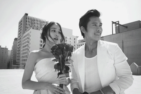 Vợ Lee Byung Hun tiết lộ lý do không muốn xuất hiện cùng chồng