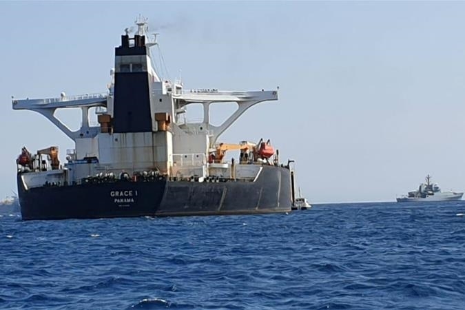 Iran yêu cầu Anh lập tức phóng thích tàu dầu