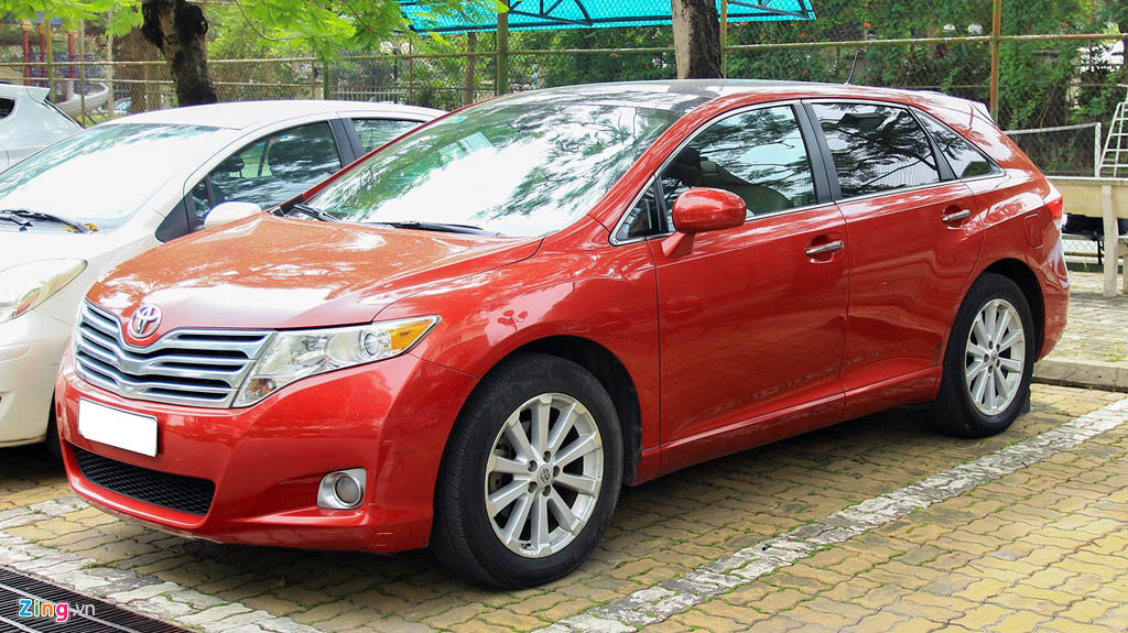 Toyota Venza không còn sản xuất, giá xe cũ vẫn gần 800 triệu đồng