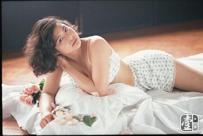 4 Hoa hậu phim 18+ Hong Kong: Người đổi đời nhờ lấy đại gia, kẻ 3 lần đò