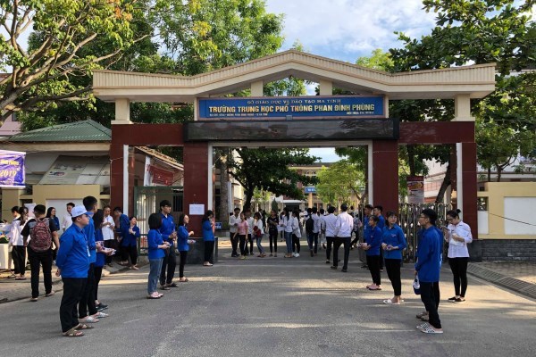Tỷ lệ đỗ tốt nghiệp THPT ở Hà Tĩnh giảm 2%