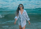 Bạn gái Quang Hải lại bị chê vì gu thời trang đi biển