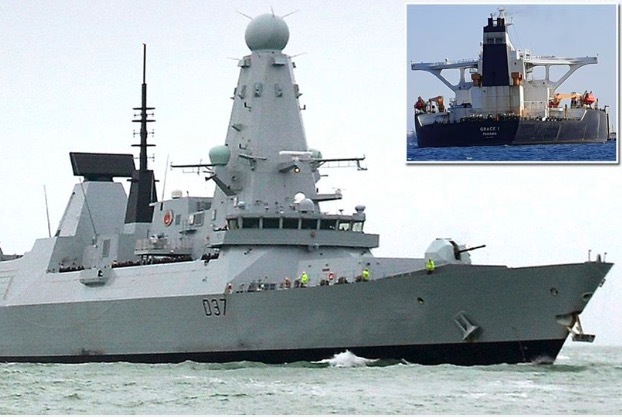 Phát hiện tàu bom Iran phục sẵn tàu chiến Anh trên biển