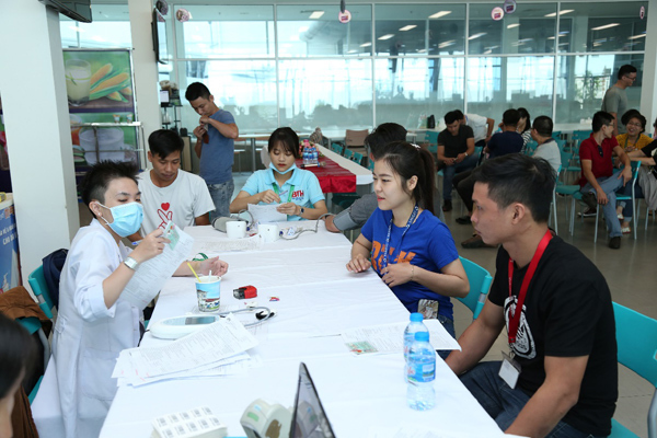 Sanofi Việt Nam đồng hành với Hành trình đỏ hiến máu nhân đạo