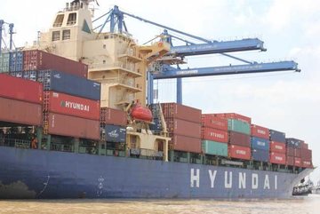 Vietnam sees export revenue rising in first half