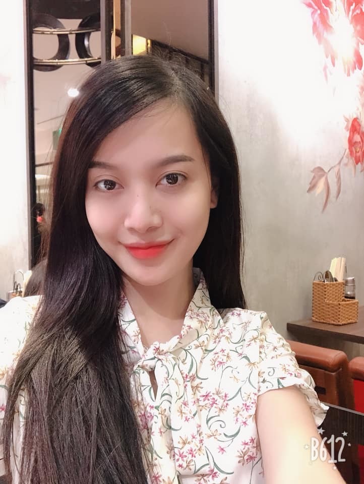 Vẻ nóng bỏng của người đẹp chuyển giới bị từ chối hồ sơ tại Hoa hậu Hoàn vũ Việt Nam