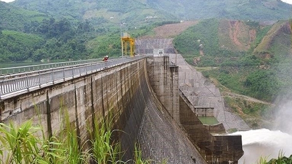 Hàng loạt cán bộ Quảng Ngãi bị kỷ luật