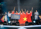 Vietnamese team lifts trophy at world video game tournament