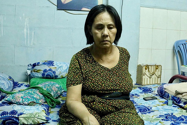 Nghệ sĩ Hoàng Lan: Nhiều lúc muốn chết cho xong vì sống khổ quá