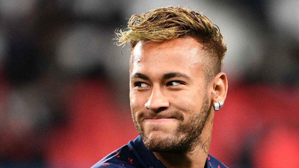 Neymar biến hóa với kiểu tóc Mohican  Ngôi sao
