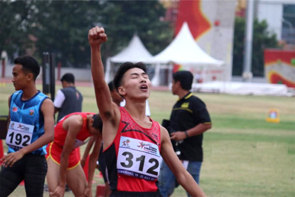 Vietnam students win more golds in athletics