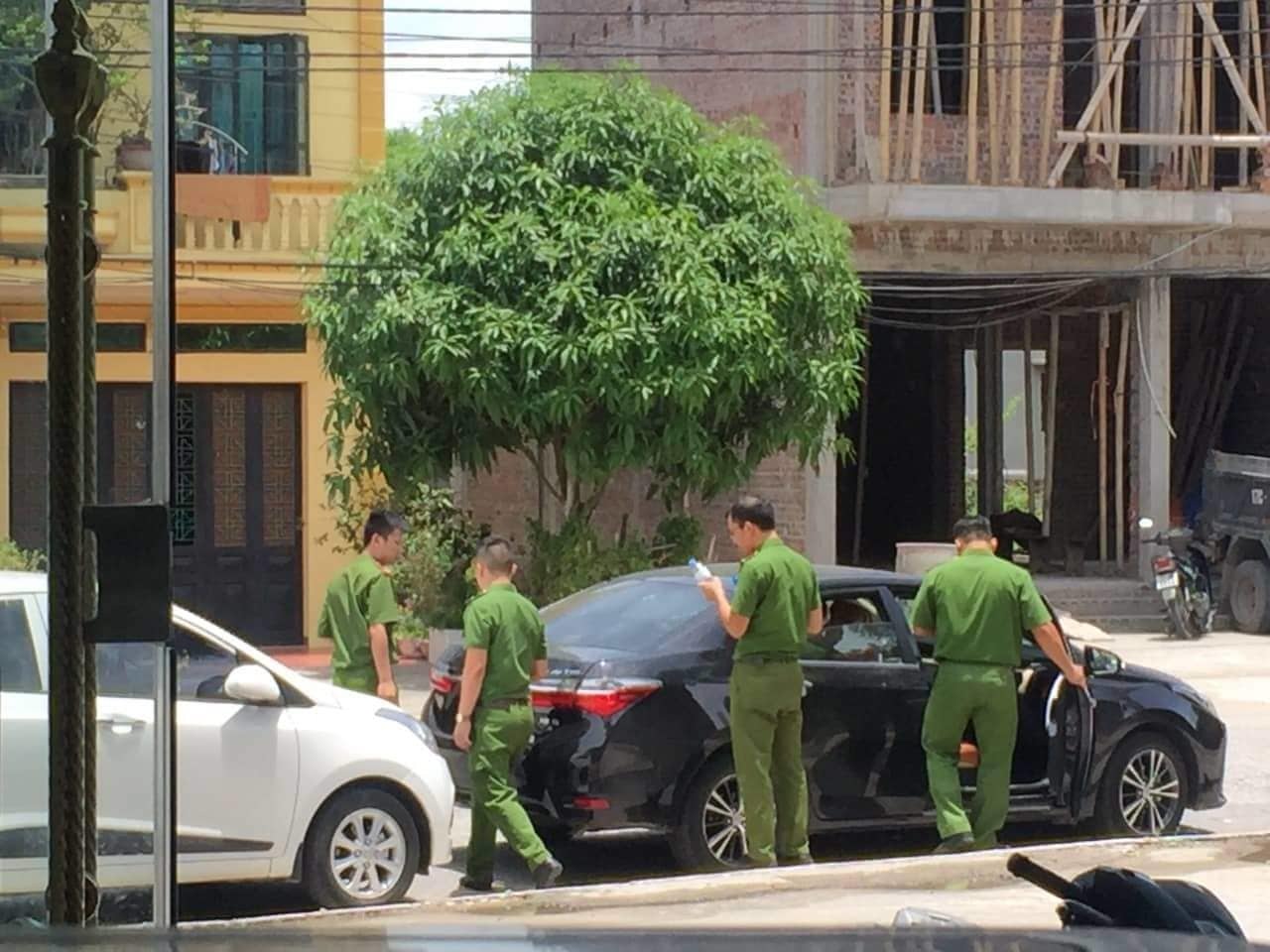 Nhấn vào ảnh để phóng to Bố đẻ nghi ngáo đá đánh 2 con nhỏ nguy kịch ở Thái Bình