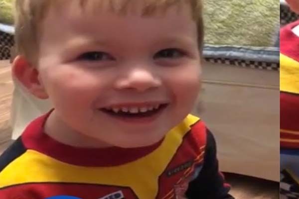 Video cậu bé hát ru gà ngủ thu hút nhiều người xem