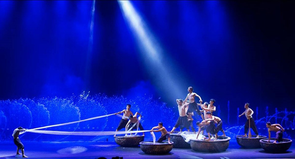 Water show features traditional culture of Binh Thuan