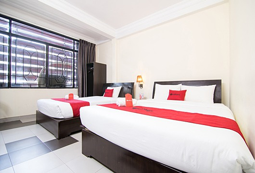 RedDoorz, OYO firece competitors in hotel market
