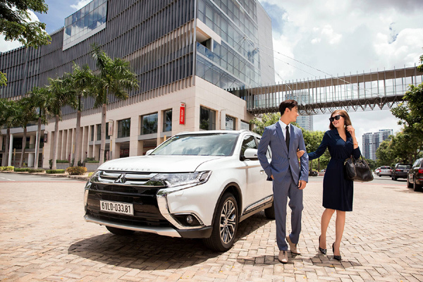 Mitsubishi Outlander ưu đãi lớn trong tháng 7