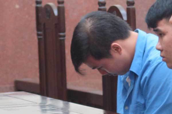 Cựu CSGT nhờ giang hồ đánh chết người, than tòa xử không đúng