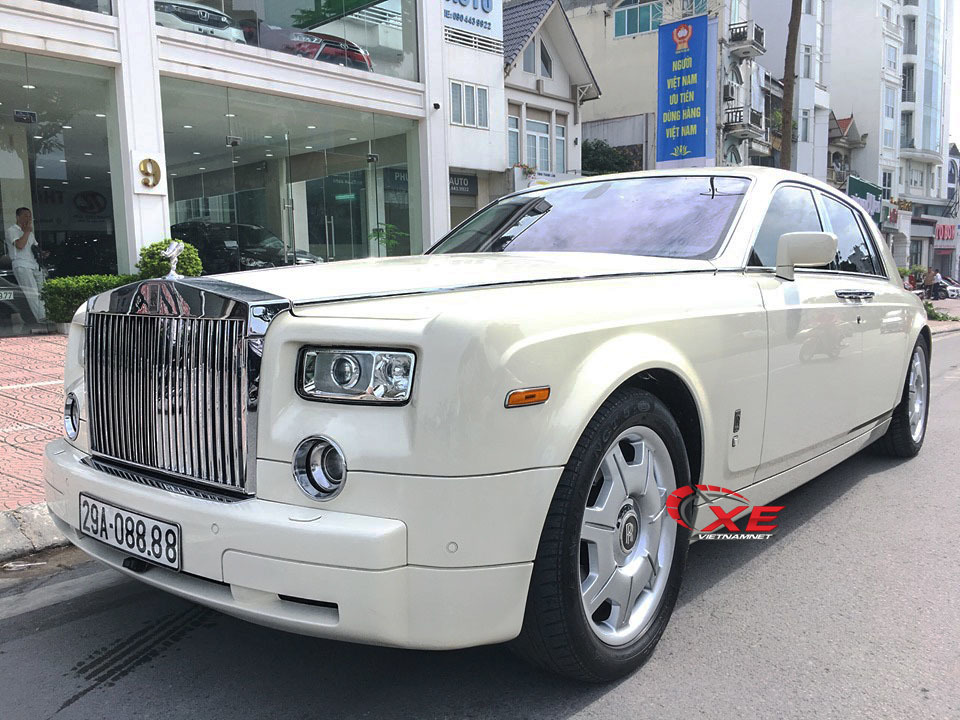 Rolls-Royce Phantom biển tứ quý 8 giá chỉ 9 tỷ đồng  ở Hà Nội