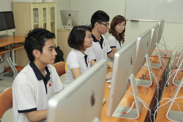 HCM City innovation hub requires universities to train human resources