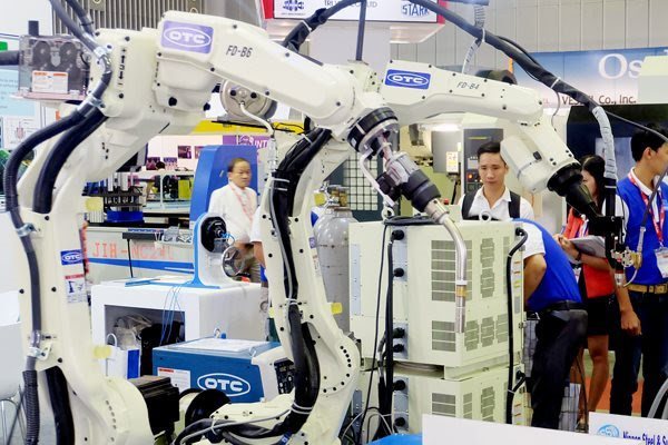 Growing demand for robots in Vietnam