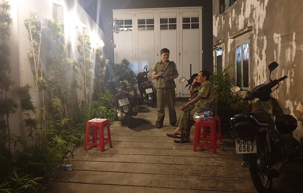 2 bé trai ngạt khói chết trong phòng trọ ở Sài Gòn
