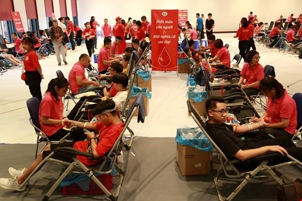 Hàng vạn người tham gia ngày hội hiến máu lớn nhất nước