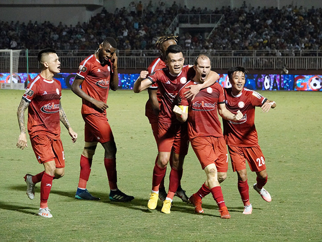 CLB TPHCM muốn vô địch V-League: Cao thủ không bằng... tranh thủ