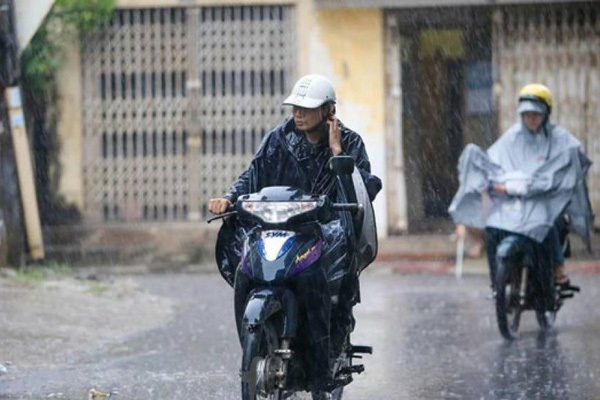 Dự báo thời tiết 28/7, Hà Nội ngày nắng, tối mưa dông