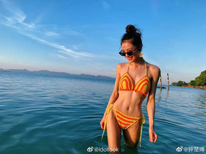 'Mỹ nhân phim Thành Long' nghiện mặc áo tắm khoe dáng sexy