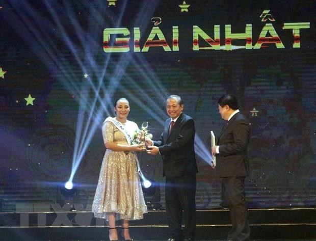 Malaysian singer wins ASEAN+3 pop singing contest in Quang Ninh
