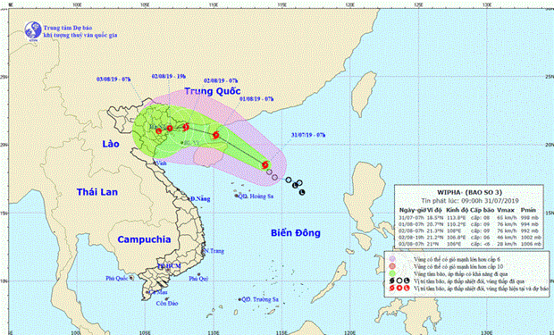 Low tropical pressure in East Sea strengthens into storm