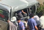 Hiện trường tàu hỏa tông ô tô 16 chỗ 3 người chết ở Bình Thuận