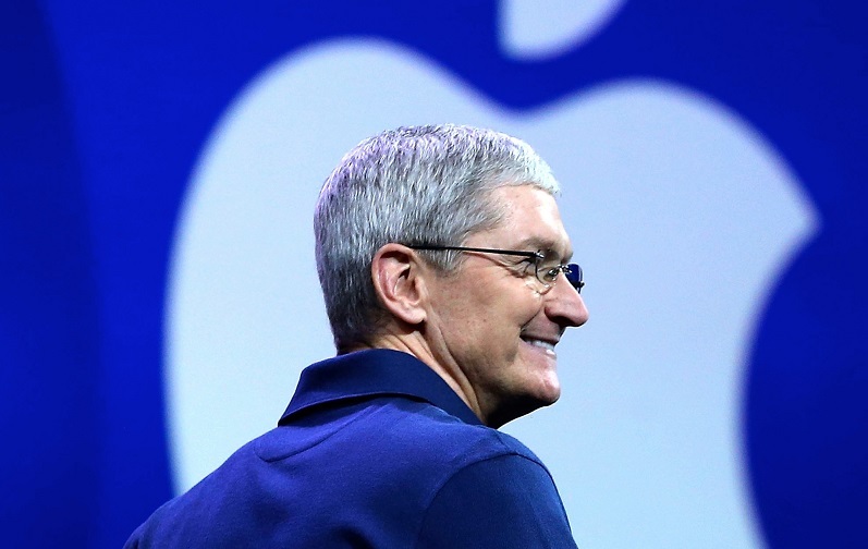 iPhone 'rớt' thê thảm, Apple vẫn có doanh thu kỷ lục
