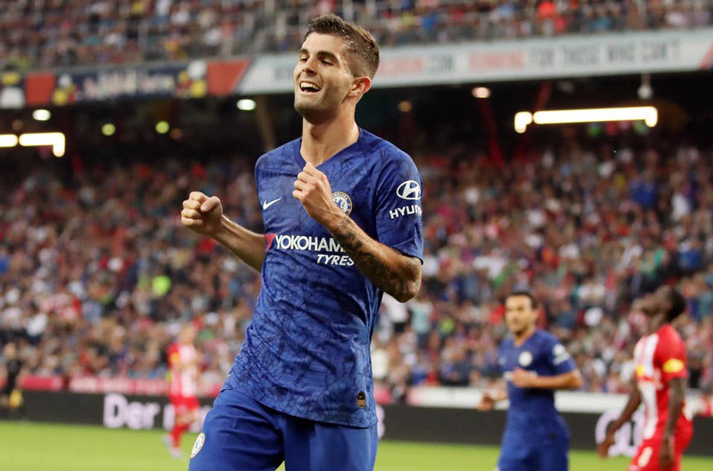 Thắng tưng bừng 5-3, Chelsea khiêu chiến MU