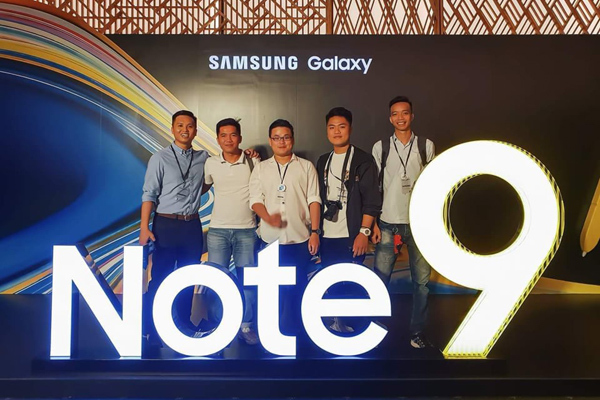 ‘Tín đồ’ Galaxy Note mong mỏi đến giờ G