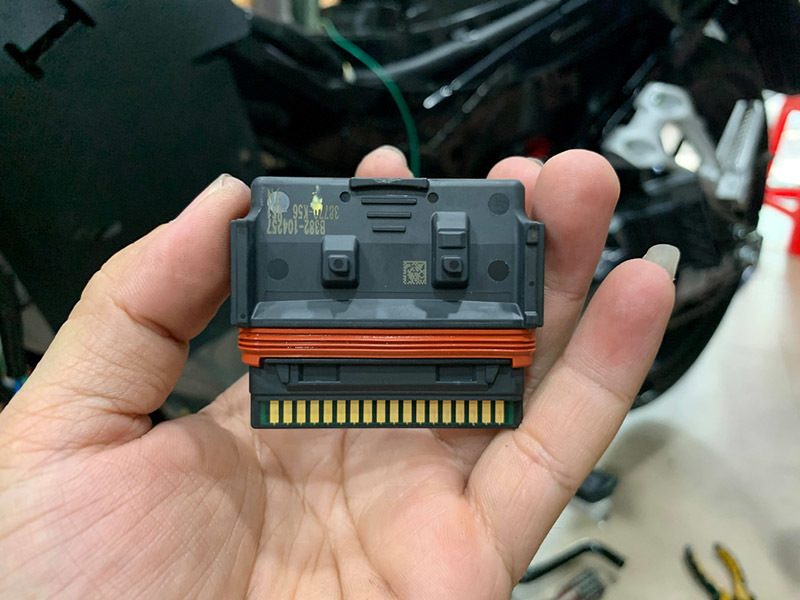 Đồ thay thế của Honda Winner X đắt đỏ hơn Yamaha Exciter 150