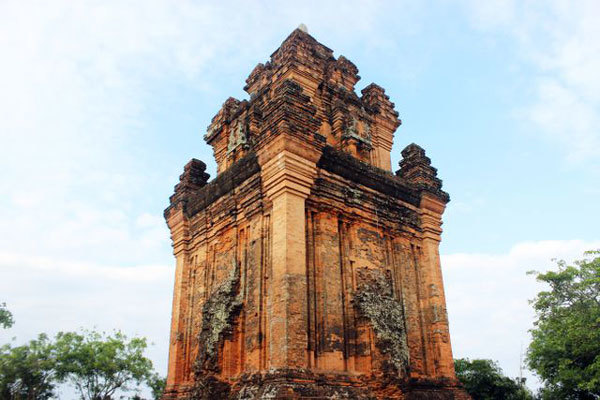 Phu Yen festival promotes Cham people’s culture