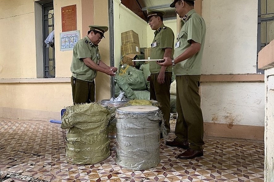 Bắt 116 kg nguyên liệu trân châu trà sữa không rõ nguồn gốc