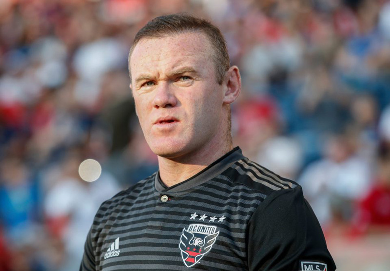 Rooney bất ngờ trở lại Anh làm HLV kiêm cầu thủ