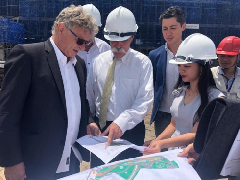 F1 CEO inspects construction of Hanoi’s race track