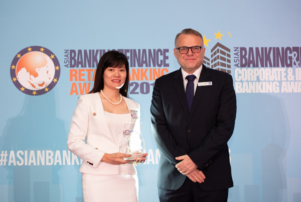 BIDV nhận giải Ngân hàng SME tiêu biểu tại Việt Nam 2019