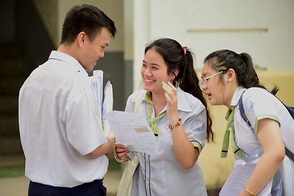 Điểm chuẩn nhiều trường đại học khó lường