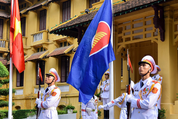Lễ thượng cờ ASEAN tại Hà Nội